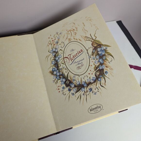 Vintage 90s "The Victorian Photograph Album" 8x11.5, Floral Illustrations, Cute - Picture 5 of 9